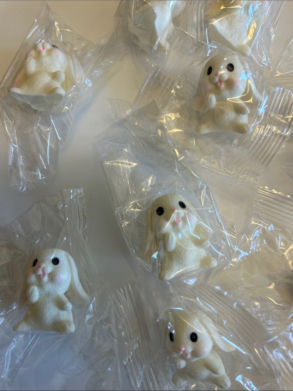 DFumete Bunny Hug Party Favors - Set of 24 Bunnies, Cards, and String Bags - Picture 3 of 14